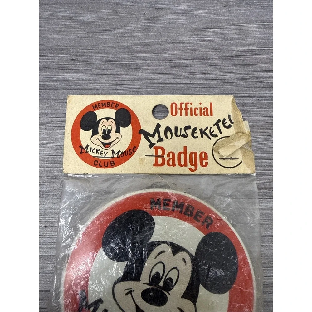 Vintage 1970s Mickey Mouse Club Member Button Pin Walt‎ Disney 3.5